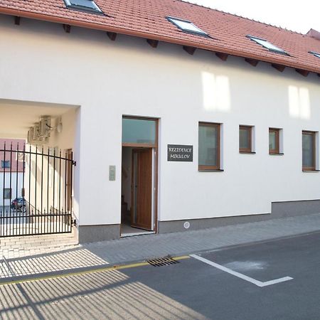 Mikulov Apartments - Apartman Misa Bagian luar foto